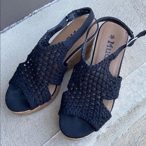 discontinued mudd sandals